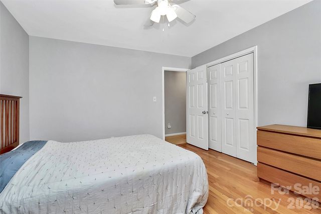 5815 Chapel Creek Court, Charlotte, NC 28226