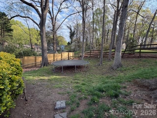 5815 Chapel Creek Court, Charlotte, NC 28226