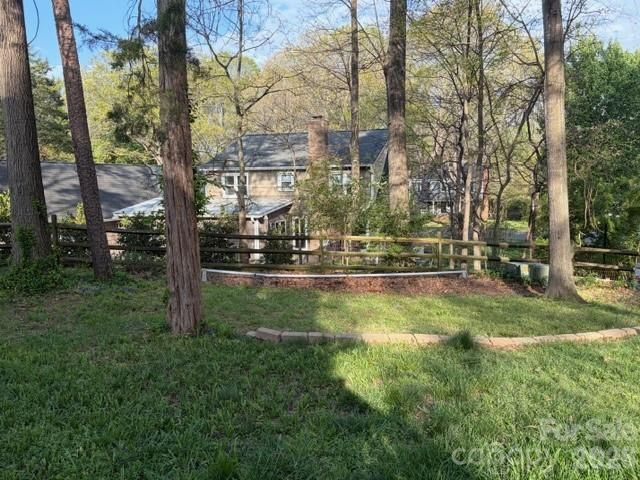 5815 Chapel Creek Court, Charlotte, NC 28226