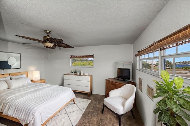 209 SPRINGVIEW CIRCLE NW, Port Charlotte, FL 33948