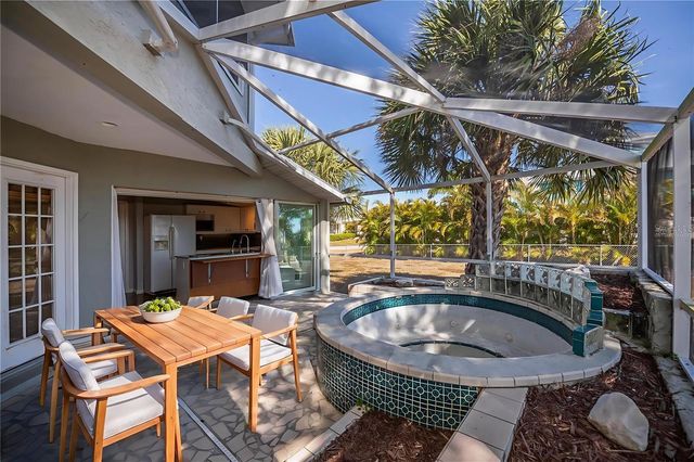 209 SPRINGVIEW CIRCLE NW, Port Charlotte, FL 33948