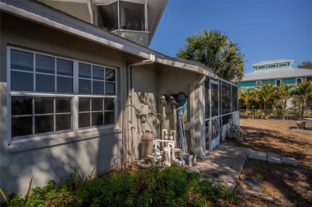 209 SPRINGVIEW CIRCLE NW, Port Charlotte, FL 33948