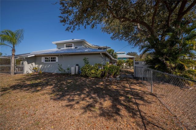 209 SPRINGVIEW CIRCLE NW, Port Charlotte, FL 33948