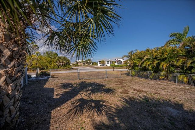 209 SPRINGVIEW CIRCLE NW, Port Charlotte, FL 33948