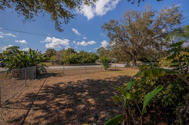 209 SPRINGVIEW CIRCLE NW, Port Charlotte, FL 33948