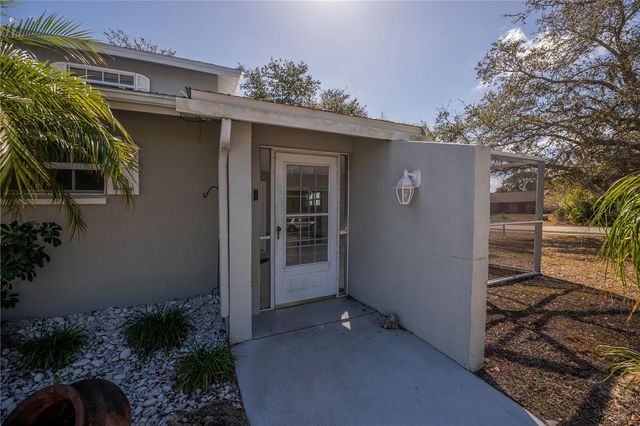 209 SPRINGVIEW CIRCLE NW, Port Charlotte, FL 33948