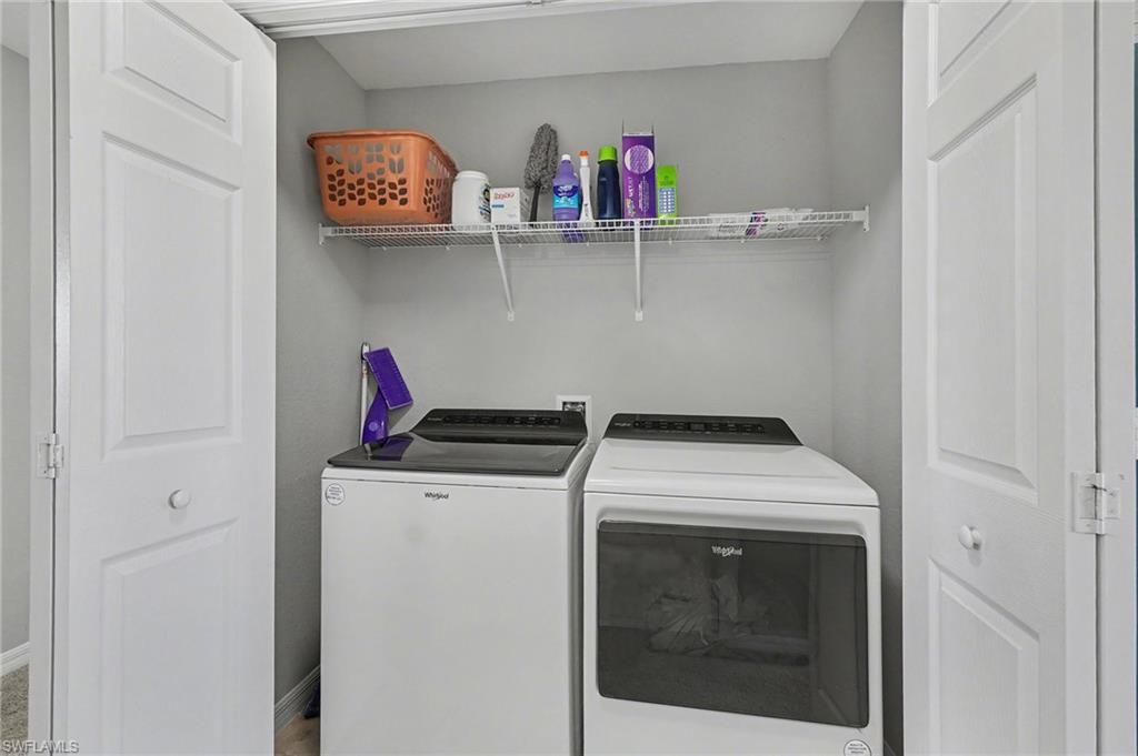 Image 12 of property listing at 2725 NW 19th PL, Cape Coral, FL 33993