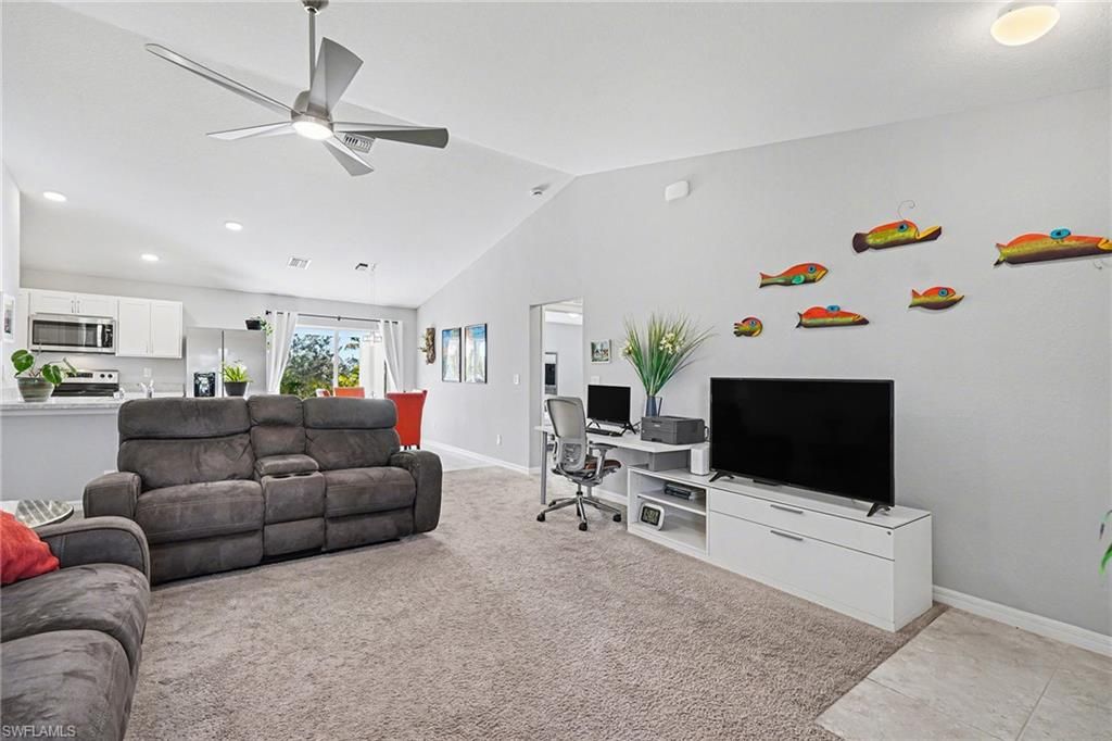 Image 6 of property listing at 2725 NW 19th PL, Cape Coral, FL 33993