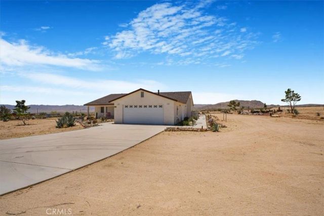 61975 La Brisa Drive, Joshua Tree, CA 92252