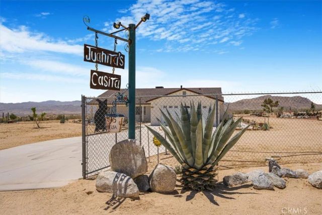 61975 La Brisa Drive, Joshua Tree, CA 92252