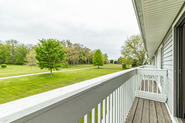 17490 W Chestnut Lane 10D, Gurnee, IL 60031