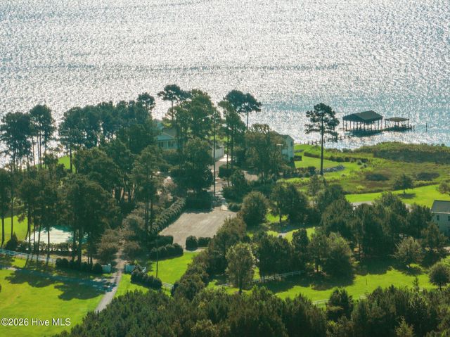 220 Pungo Shores Drive, Belhaven, NC 27810