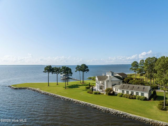 220 Pungo Shores Drive, Belhaven, NC 27810