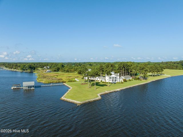 220 Pungo Shores Drive, Belhaven, NC 27810
