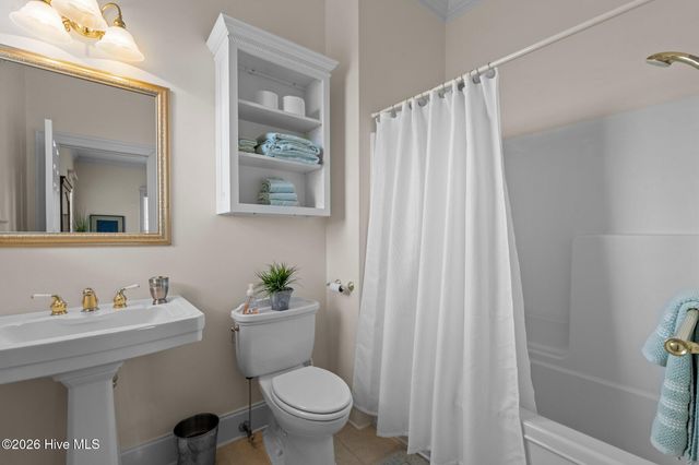 220 Pungo Shores Drive, Belhaven, NC 27810