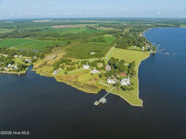 220 Pungo Shores Drive, Belhaven, NC 27810