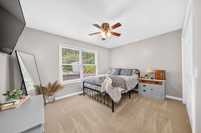 317 Georgee Rd, Jamestown, TN 38556