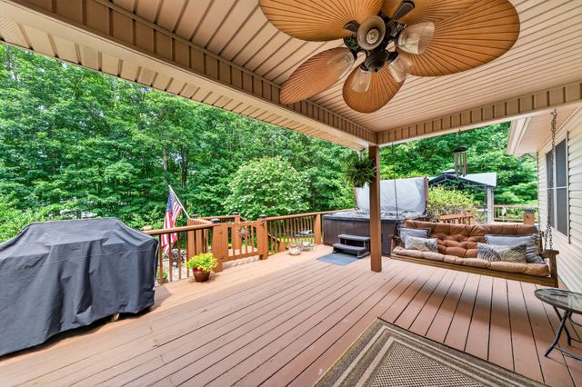 317 Georgee Rd, Jamestown, TN 38556