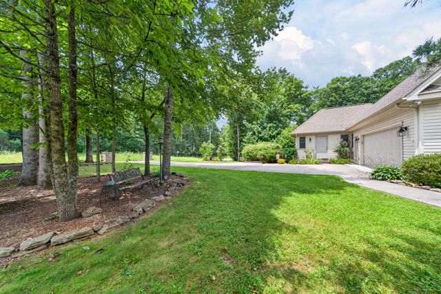 317 Georgee Rd, Jamestown, TN 38556