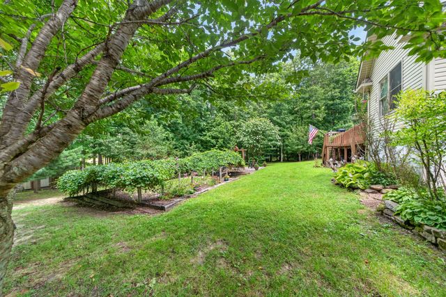 317 Georgee Rd, Jamestown, TN 38556