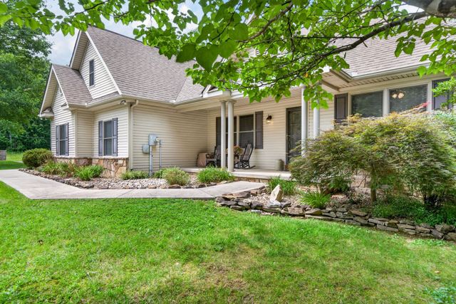 317 Georgee Rd, Jamestown, TN 38556