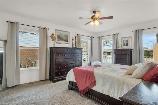 3449 S Crestline DR, Virginia Beach, VA 23464