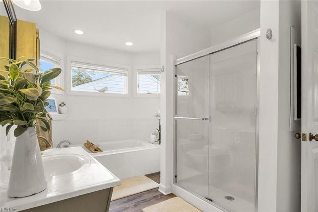 3449 S Crestline DR, Virginia Beach, VA 23464