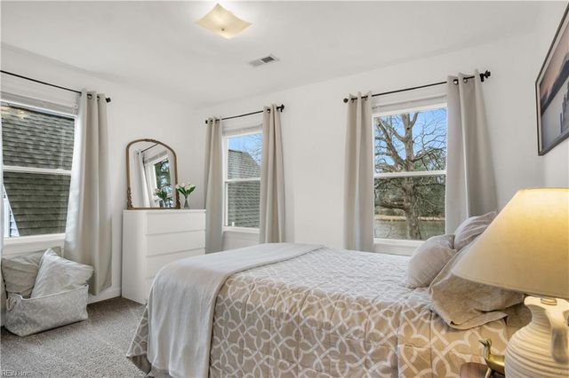 3449 S Crestline DR, Virginia Beach, VA 23464