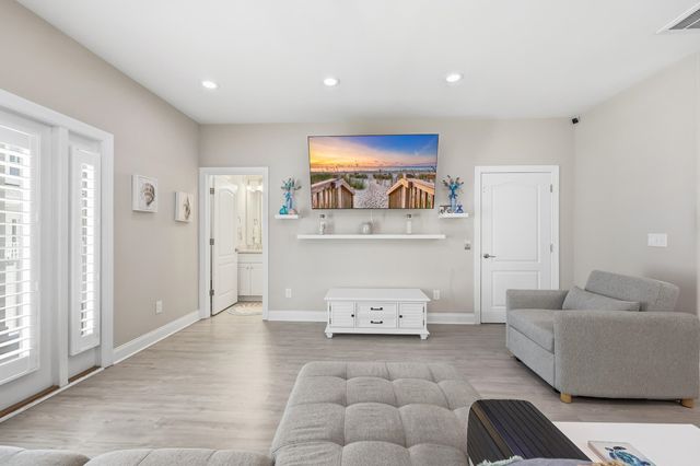 236 Gloucester Way, Little River, SC 29566