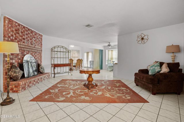 1273 SOUTHWESTERN Drive, El Paso, TX 79912