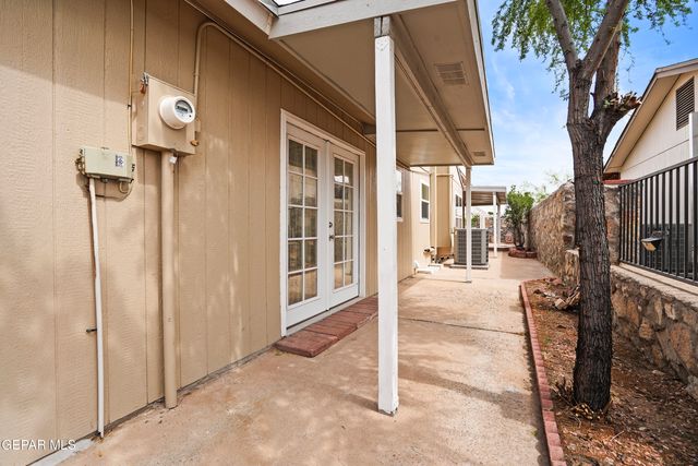 1273 SOUTHWESTERN Drive, El Paso, TX 79912