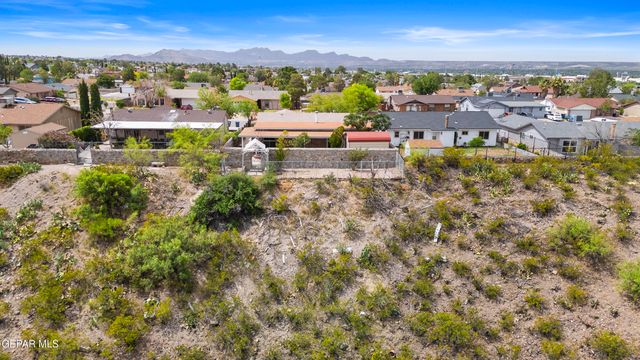 1273 SOUTHWESTERN Drive, El Paso, TX 79912