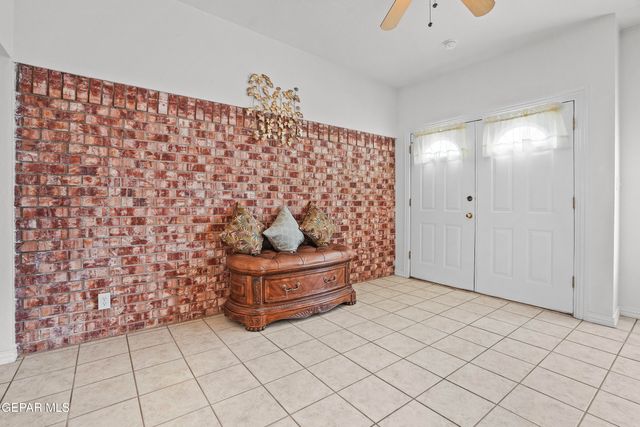 1273 SOUTHWESTERN Drive, El Paso, TX 79912