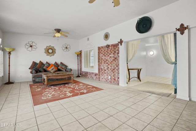 1273 SOUTHWESTERN Drive, El Paso, TX 79912