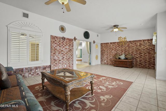 1273 SOUTHWESTERN Drive, El Paso, TX 79912