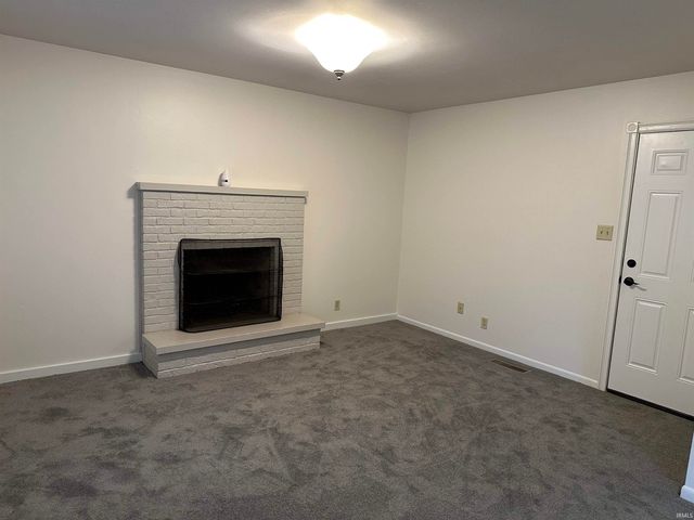 6117 Ashbrooke Road, Evansville, IN 47710