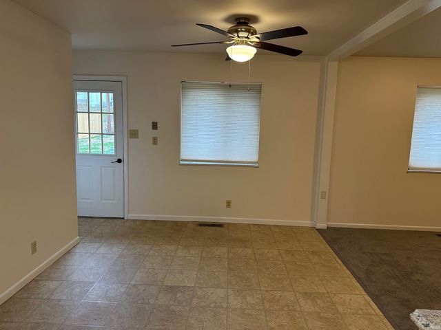 6117 Ashbrooke Road, Evansville, IN 47710