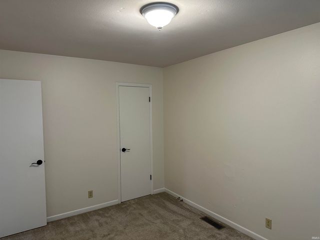 6117 Ashbrooke Road, Evansville, IN 47710