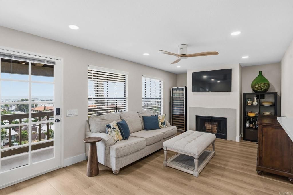 3961 Hortensia Street H10, San Diego, CA 92110 — exterior