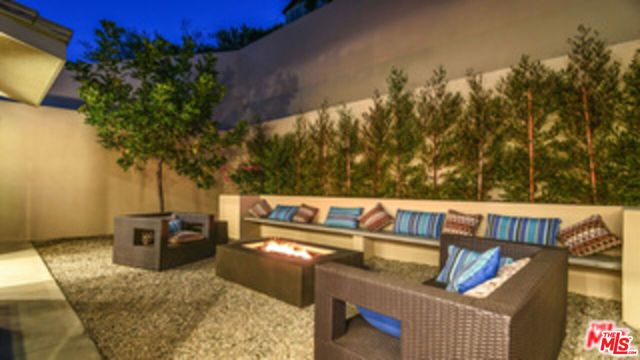 649 Cross Avenue, Los Angeles, CA 90065