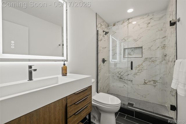 511 BROOKSIDE Avenue, Birmingham, MI 48009