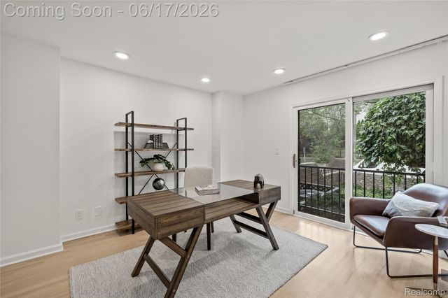 511 BROOKSIDE Avenue, Birmingham, MI 48009