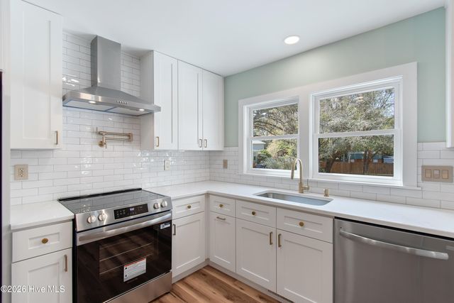 6328 Tolman Street SW, Ocean Isle Beach, NC 28469