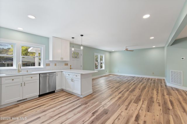 6328 Tolman Street SW, Ocean Isle Beach, NC 28469