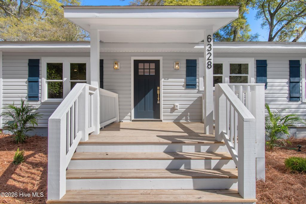 6328 Tolman Street SW, Ocean Isle Beach, NC 28469