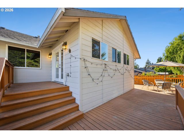 8615 Sw REBECCA Ln, Beaverton, OR 97008