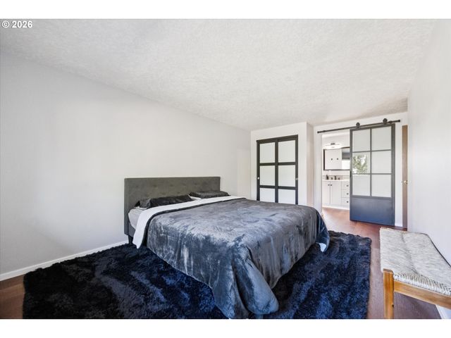 8615 Sw REBECCA Ln, Beaverton, OR 97008