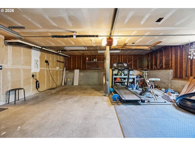 8615 Sw REBECCA Ln, Beaverton, OR 97008