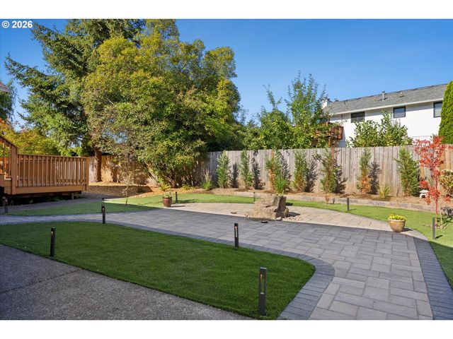 8615 Sw REBECCA Ln, Beaverton, OR 97008