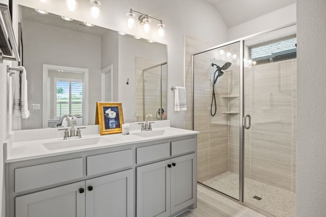 2102 Clear Water Way, Royse City, TX 75189